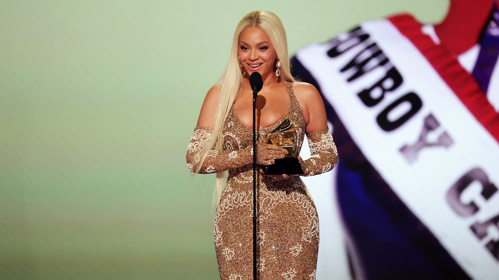 場觀眾的壓 場觀眾的壓